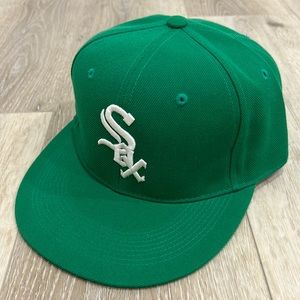 St Patricks day green Chicago white Sox fitted hat size 7 3/8